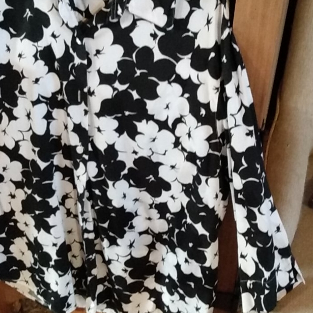 Shirt - Picture 3 of 3